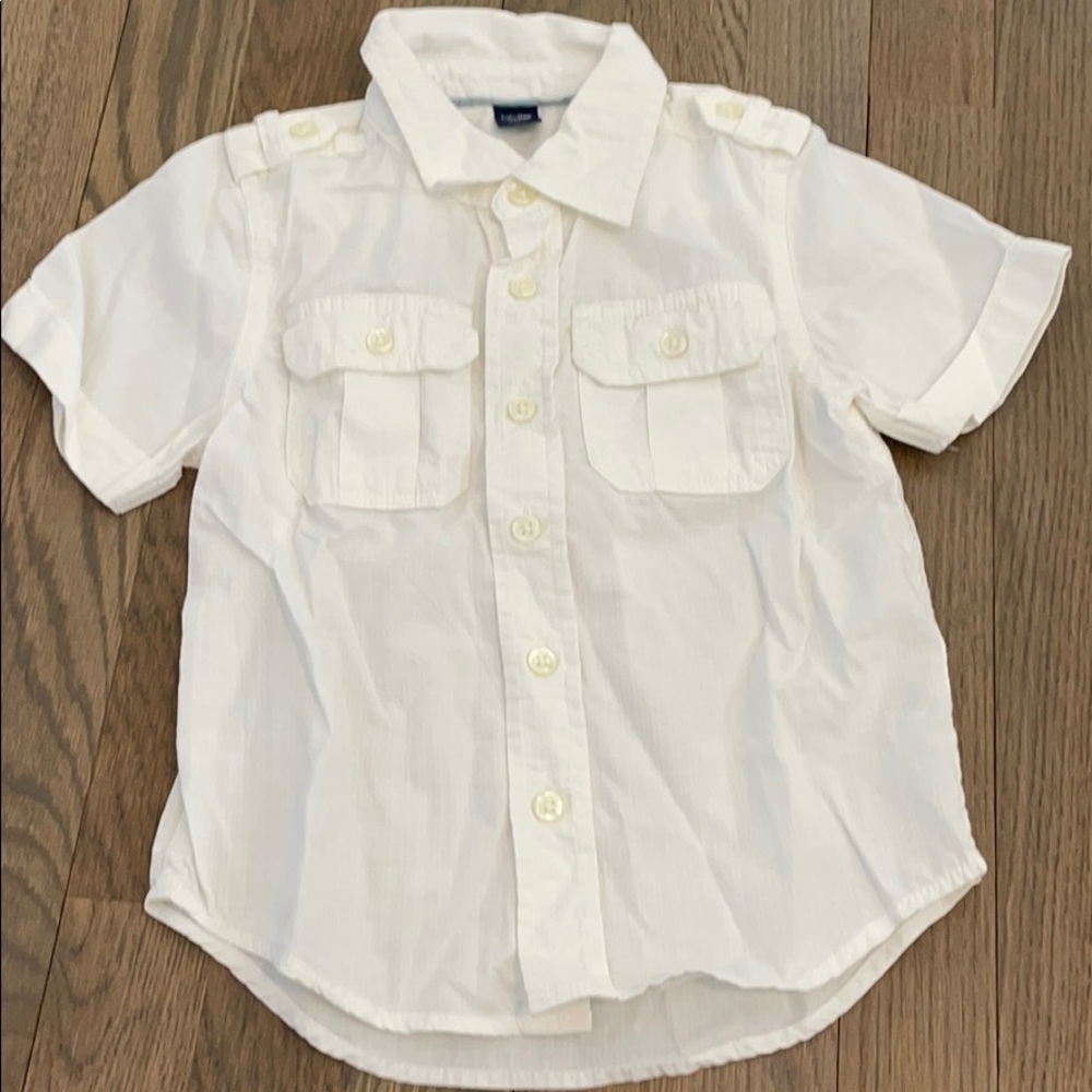 Gap button down short sleeved shirt
